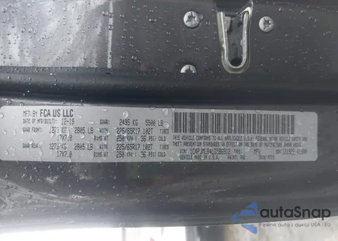 2020 Jeep Cherokee Latitude Plus 4X4 z USA, uszkodzony, nr VIN 1C4PJMLB4LD586912